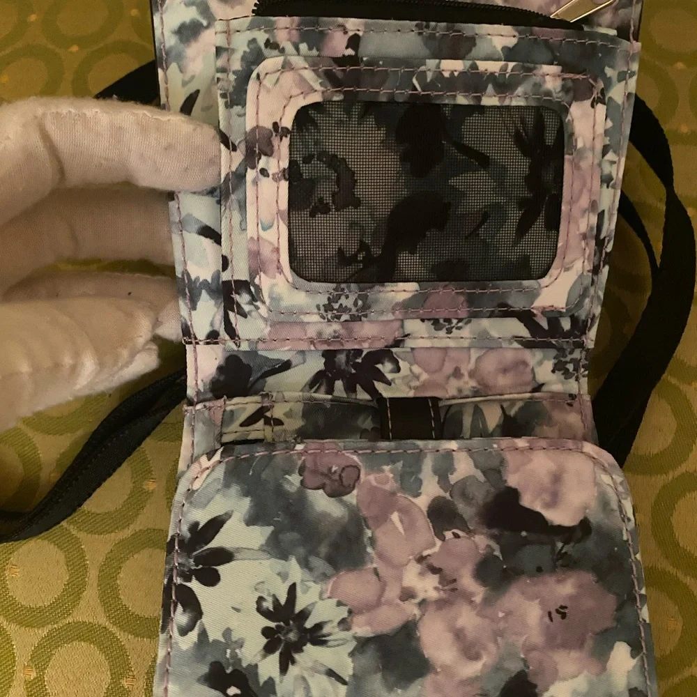 Hadaki unusual crossbody bag